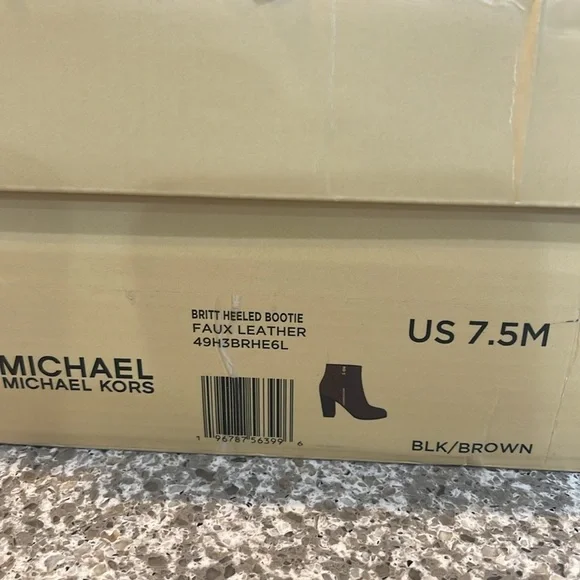 Michael Kors Black and Brown Signature Women's Britt Heeled Ankle Boots - Picture 3 of 7